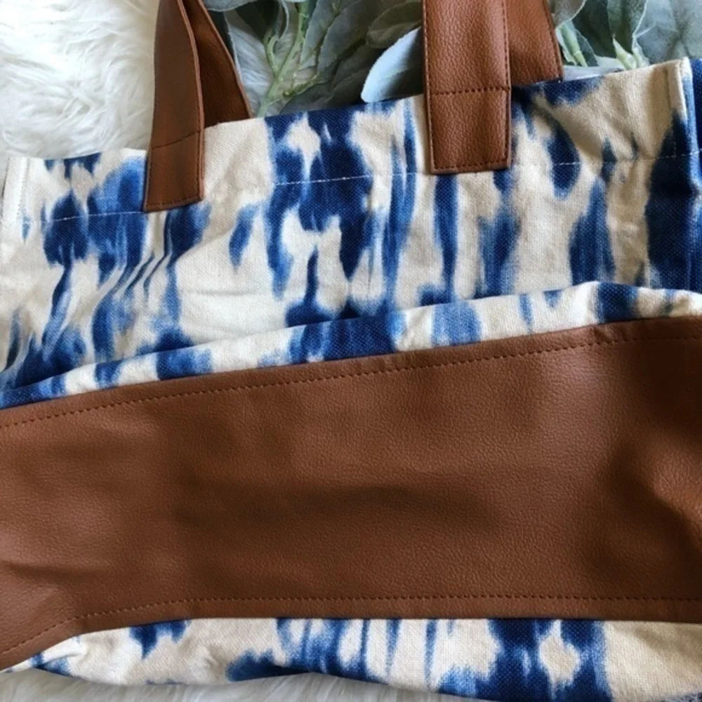 Lu + Elle blue tie dye canvas tote bag